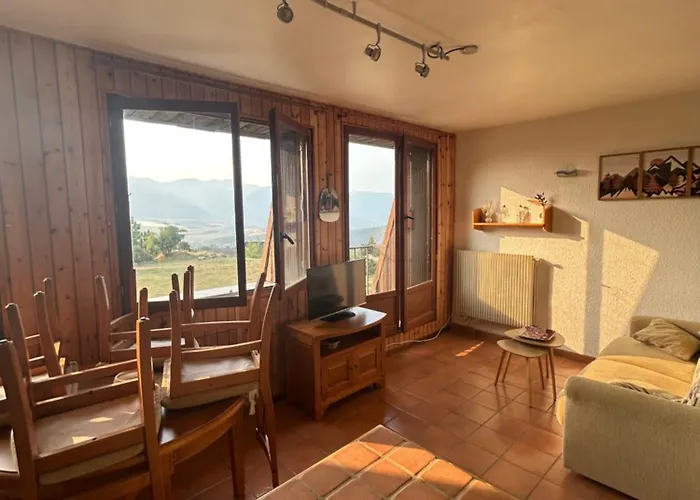 Cosy Avec Vue Montagne, Balcon & Parking Gratuit Daire Font-Romeu-Odeillo-Via
