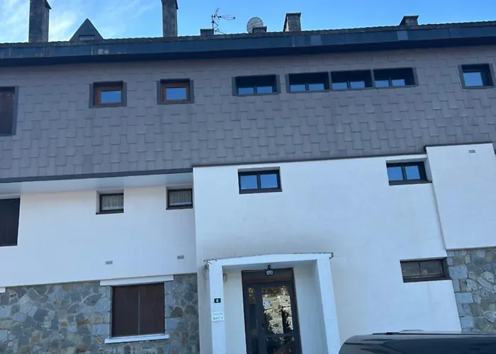 Daire Cosy Avec Vue Montagne, Balcon & Parking Gratuit *